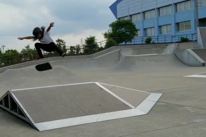 F7B0EBCA-B8E6-4002-BDF3-8E7882BC0549