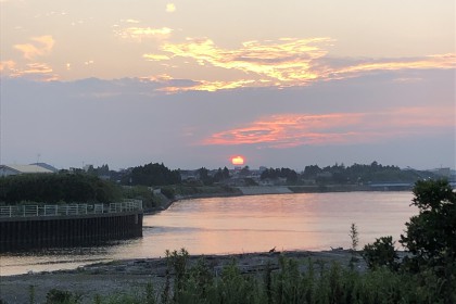 CFFC8957-2D84-4DC2-B185-C15D5594E161