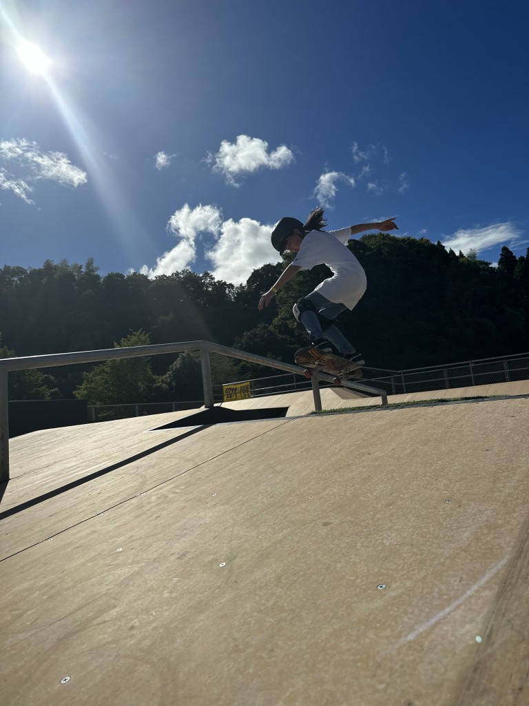 7B7BE7BF-3F72-496F-9615-E1CF9FA69D3B